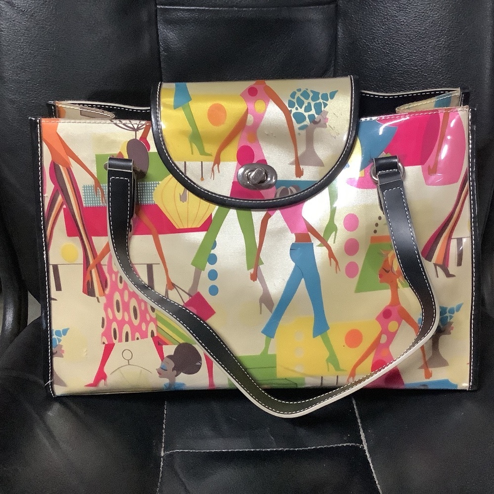 Maxx New York Shoulder Bag